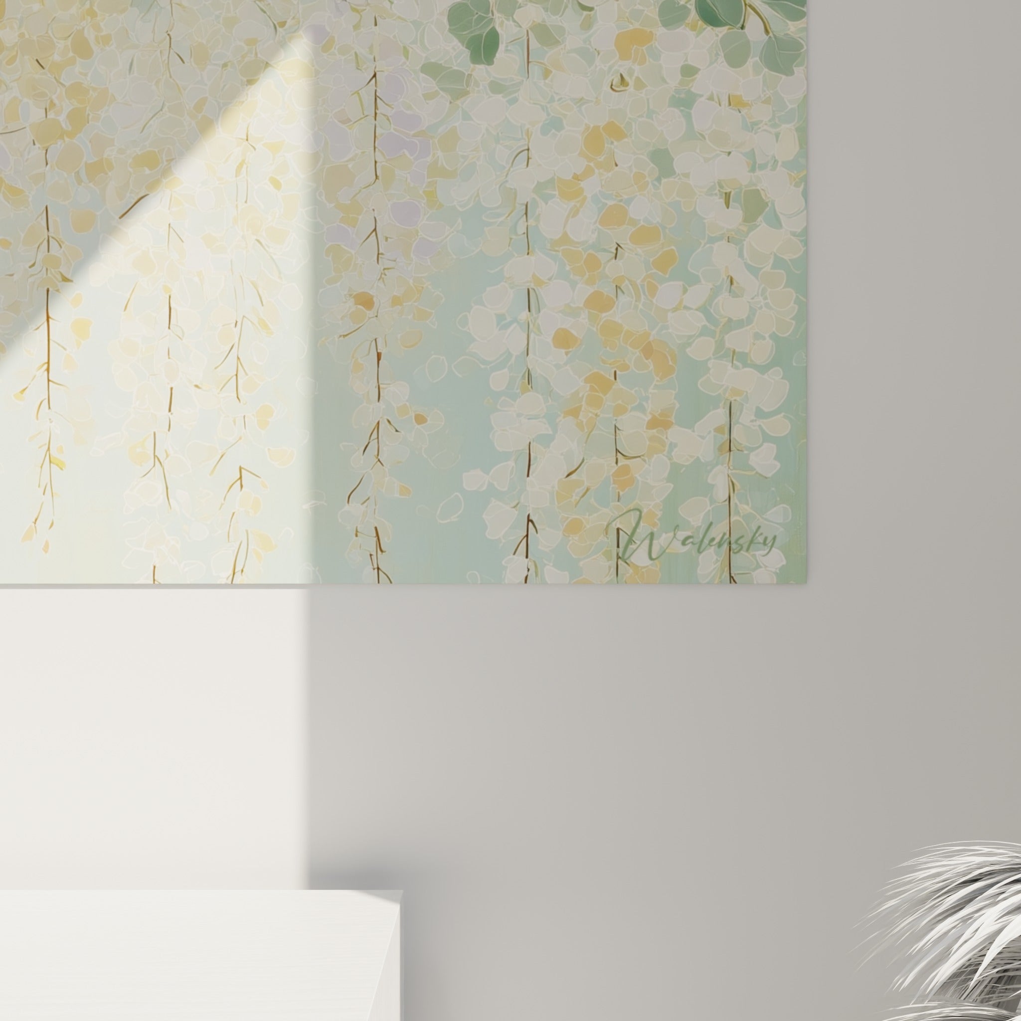 Détail des touches picturales dorées et vertes de la glycine, grain de peinture et coulures délicates visibles