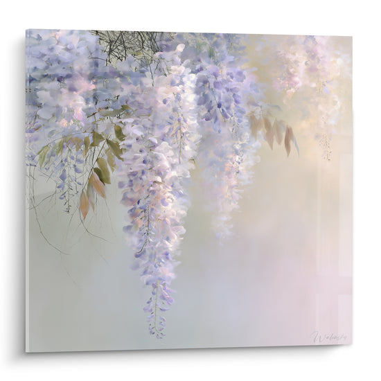 Glycine mauve et blanche en grappes tombantes sur fond lumineux ocre et beige, style aquarelle