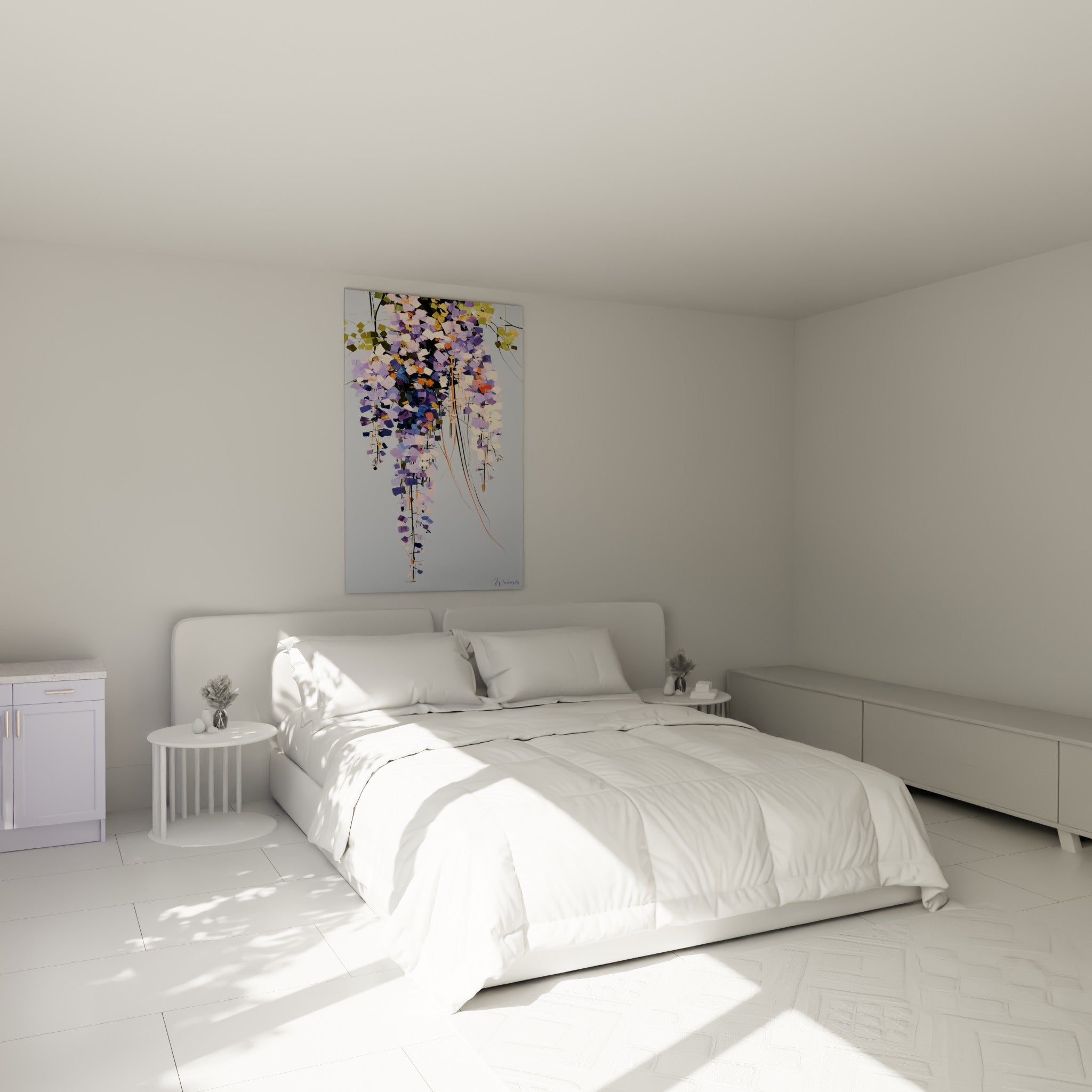 Grappe de glycine lilas et blanc cassé accrochée au-dessus d'un lit dans une chambre claire
