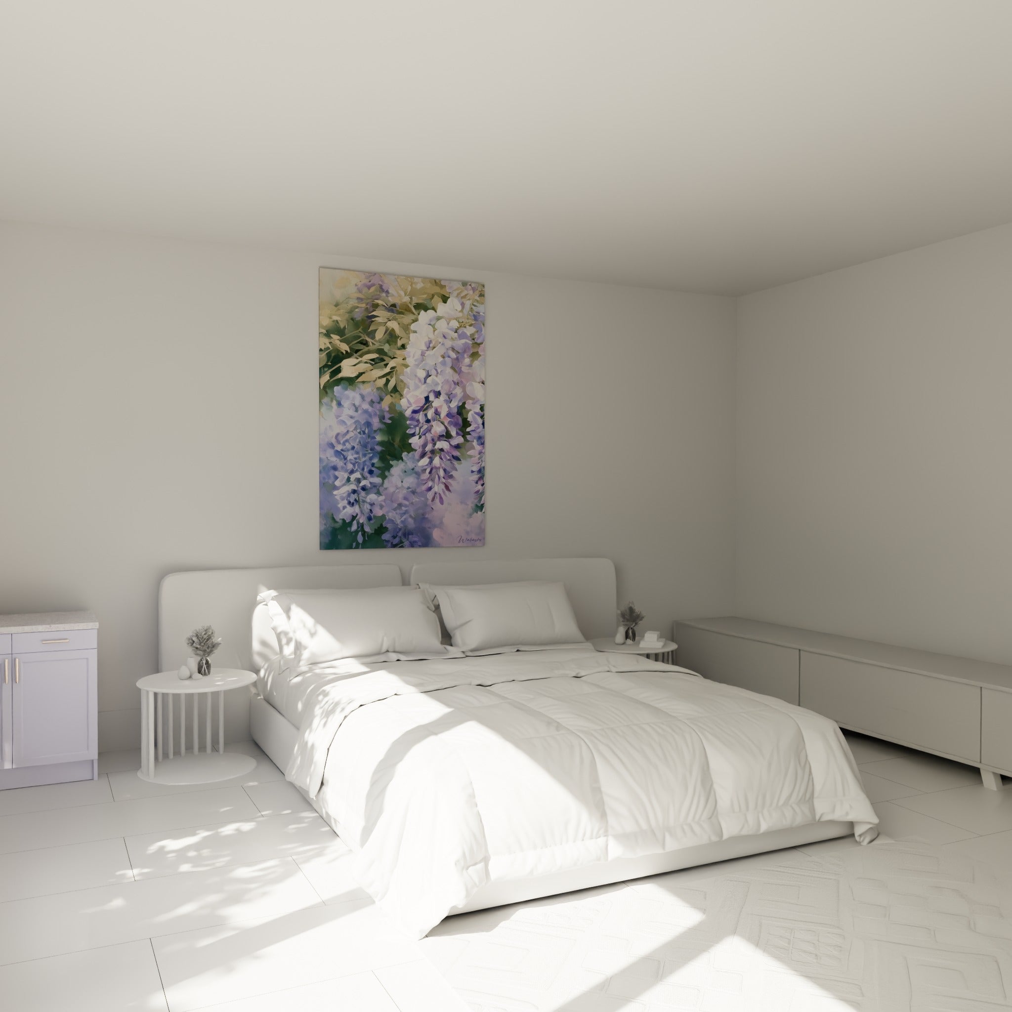 Grappes de glycine mauve et blanche peintes délicatement, au-dessus d'un lit dans une chambre claire