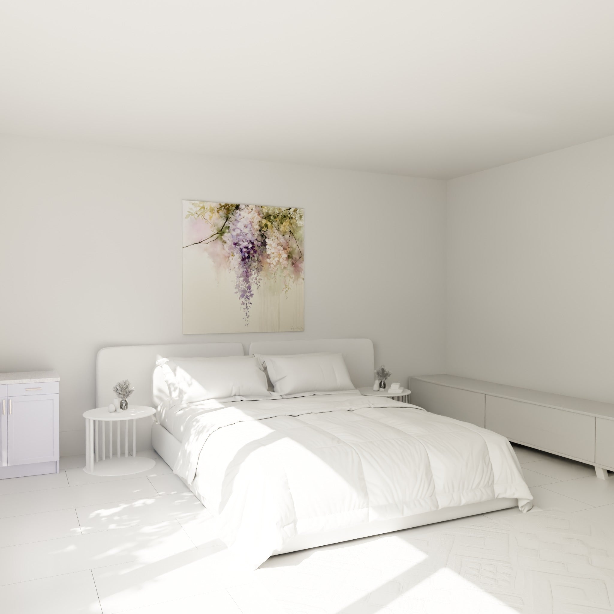 Grappes de glycine mauve profond et rose poudré au-dessus d'un lit dans une chambre claire