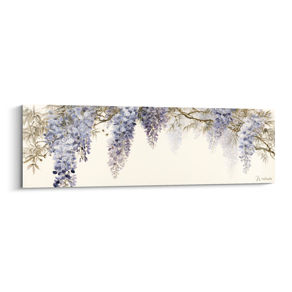 Tableau Grappes bleu lavande et ivoire au-dessus d'une abeille - Insecte butinant les pétales - Edition Glycine