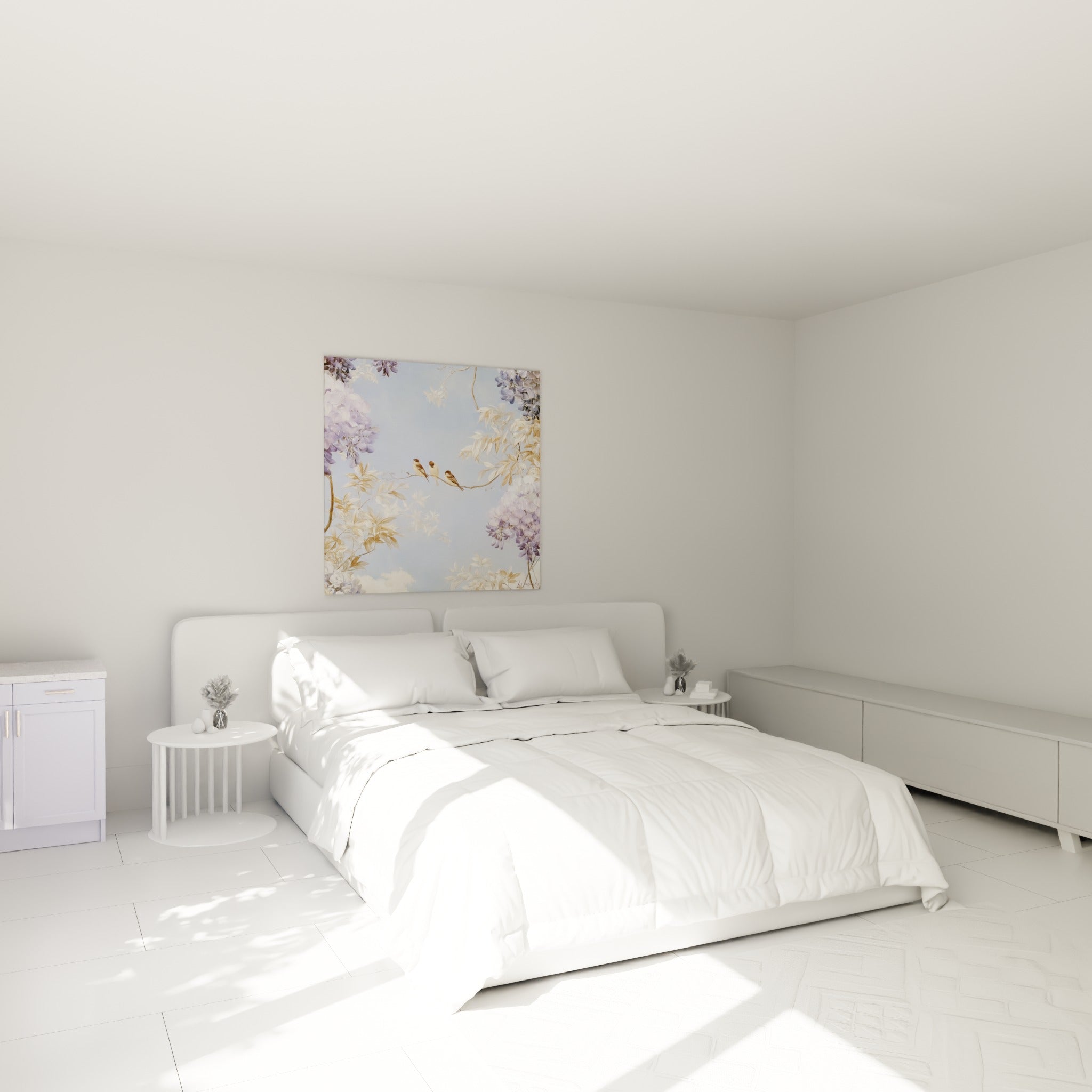 Oiseaux et grappes mauves de glycine peints au-dessus d'un lit dans une chambre claire