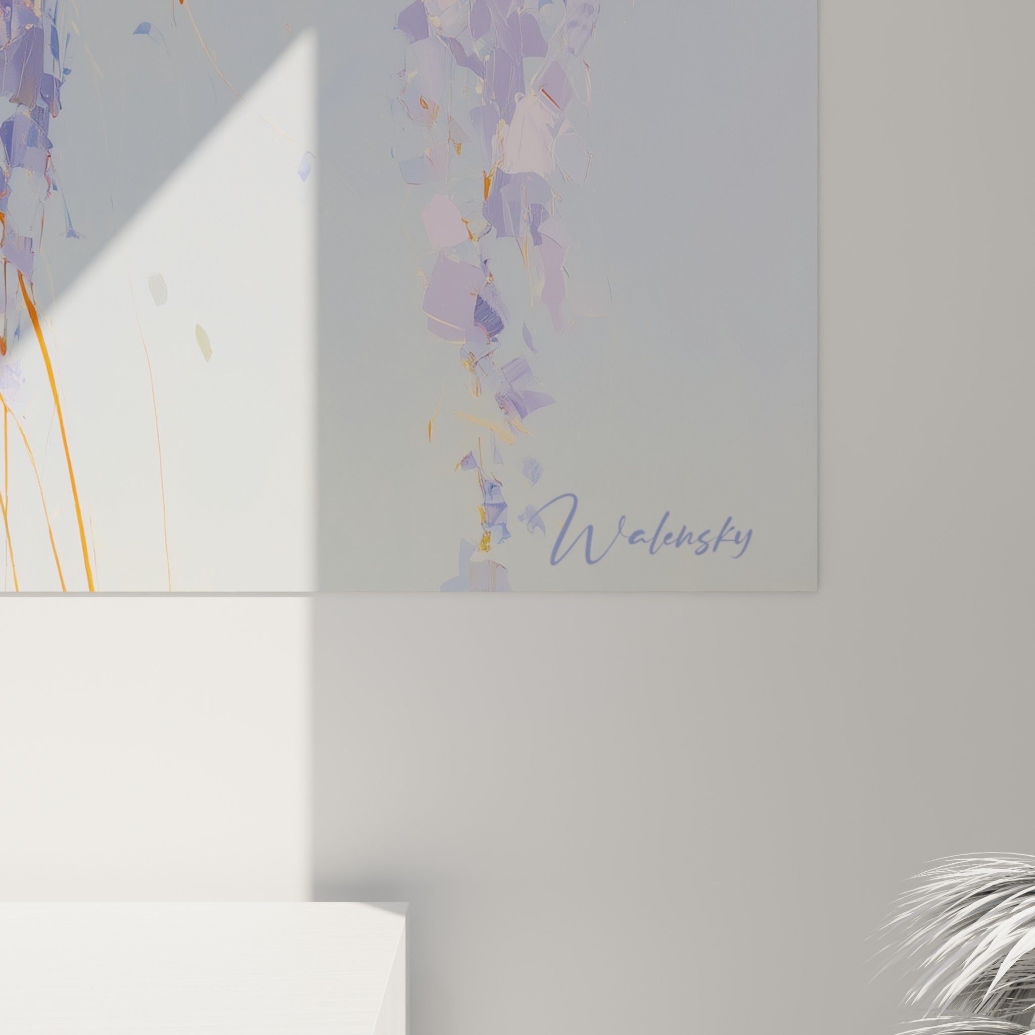 Empâtements de peinture mauve, blanc et doré révélant la texture des pétales de glycine