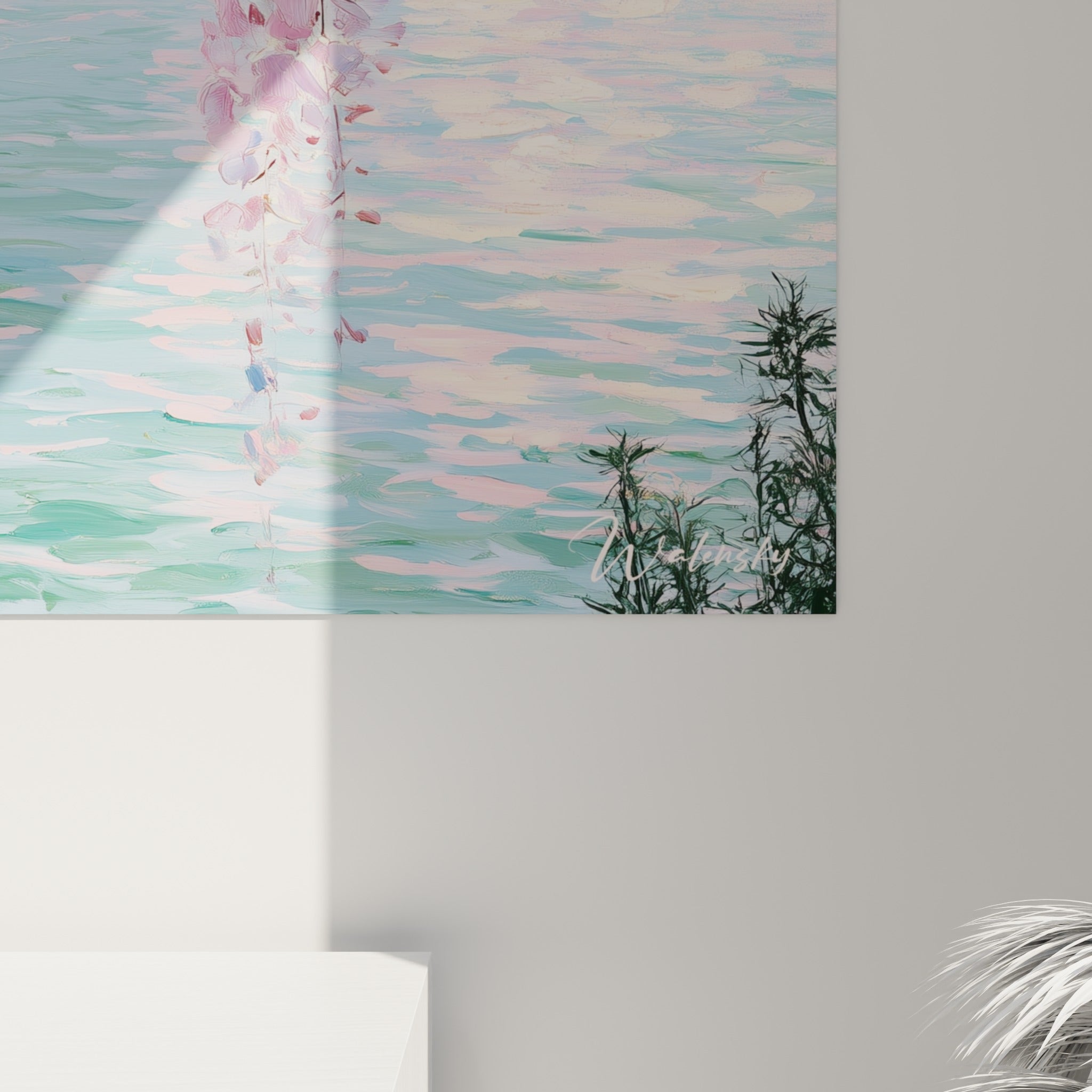 Empâtements roses et turquoise visibles sur les pétales de glycine en gros plan sur la toile