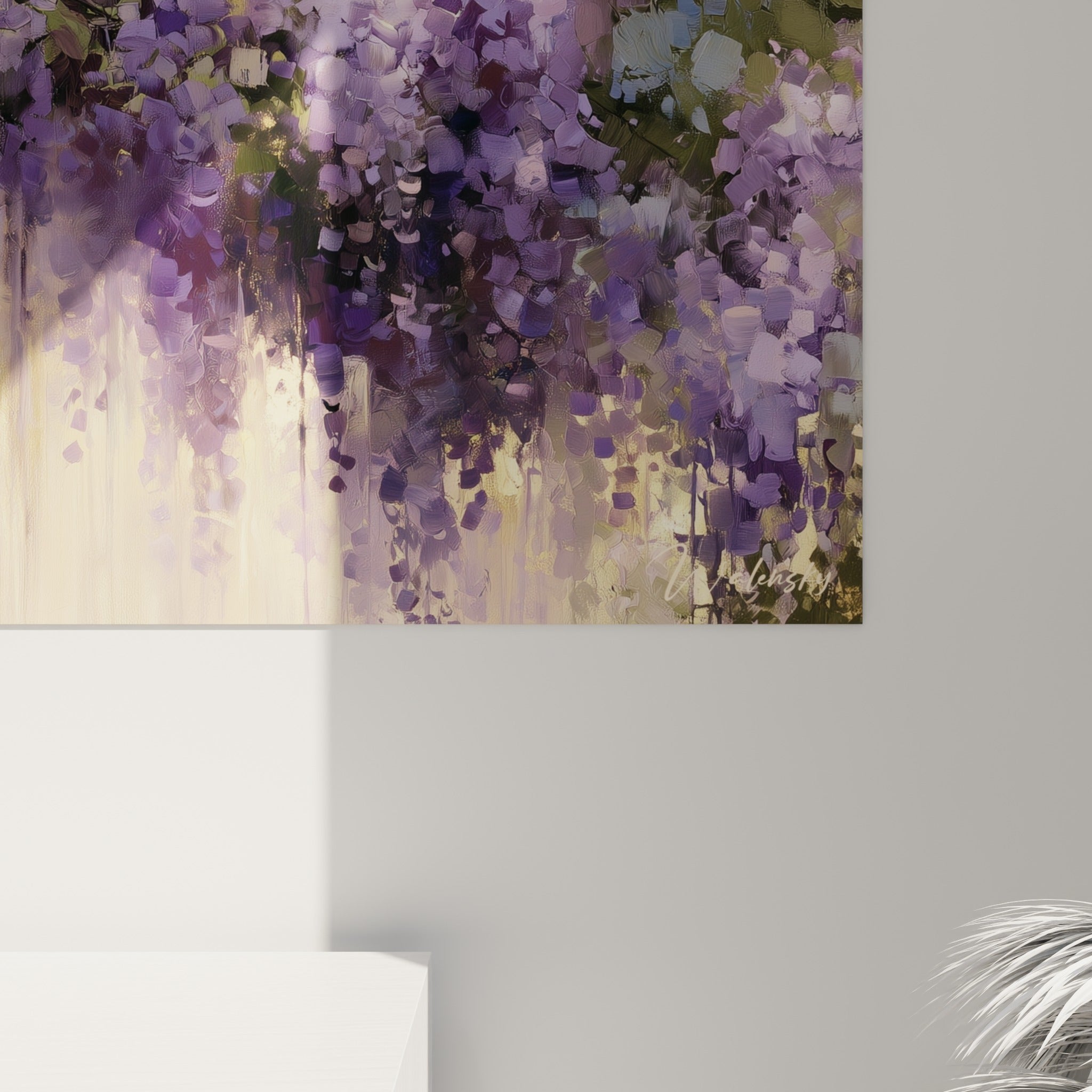 Détail des empâtements violets et dorés de la glycine, texture picturale visible sur la toile