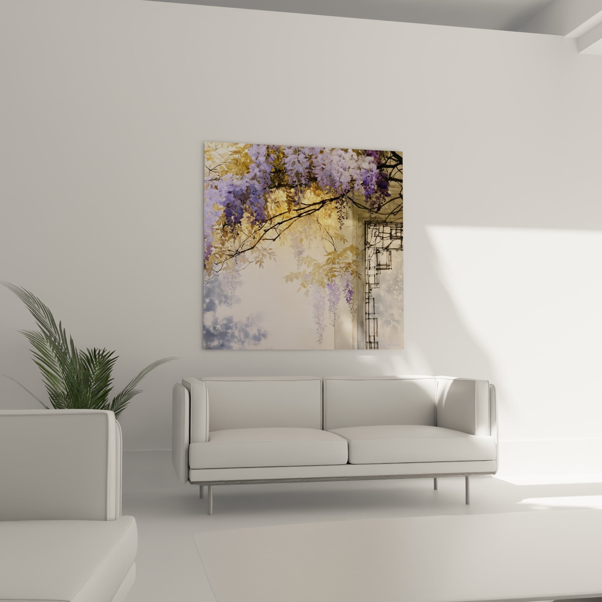 Fleurs de glycine violette et blanche baignées de lumière dorée, au-dessus d'un canapé dans un salon lumineux