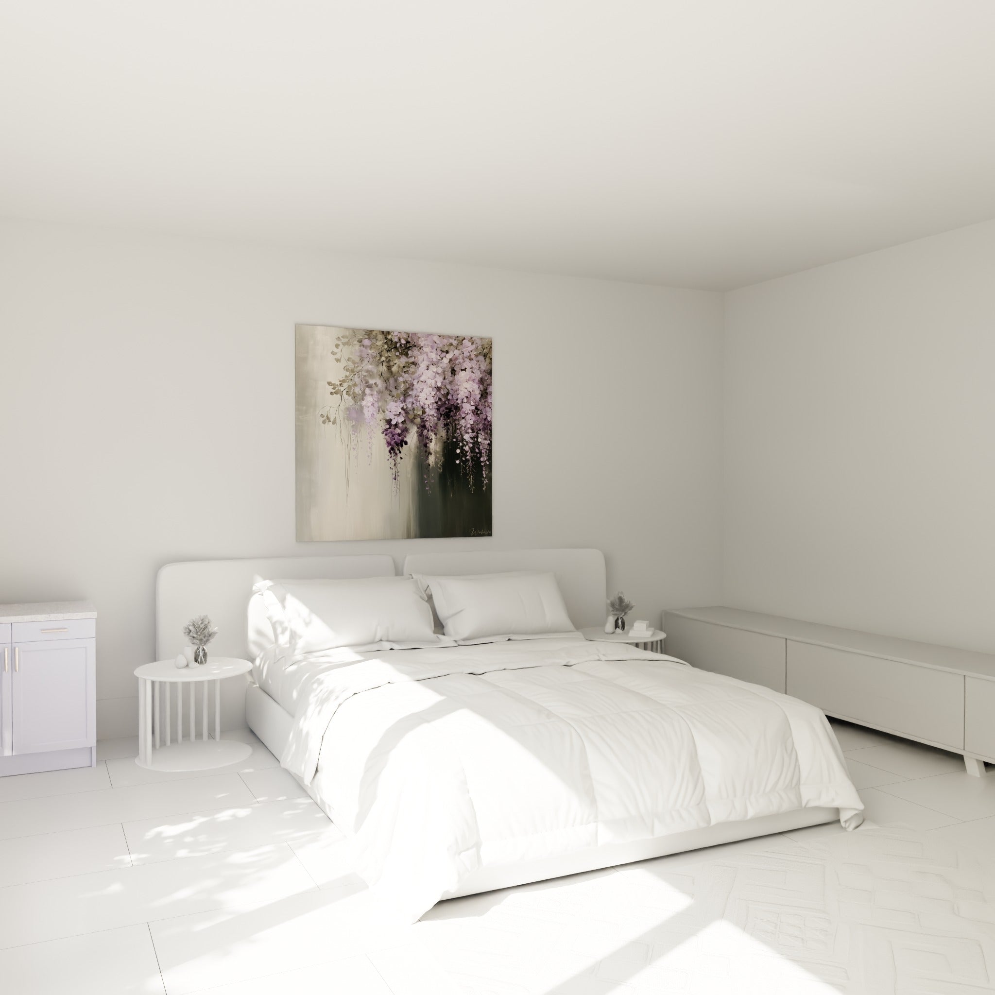 Fleurs de glycine violettes et grises suspendues au-dessus d'un lit dans une chambre claire