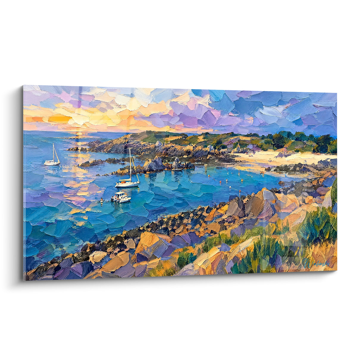 Gemälde der Bucht von Granville in der Normandie, Frankreich, mit ockerfarbenen Felsen, türkisfarbenem Meer und violettem Abendhimmel mit Segelbooten