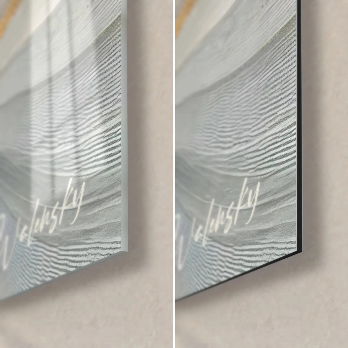 Tableau mammifère marin aux vagues blanches striées, coin bas droit en verre brillant et Dibond noir mat, tranche de 3 mm
