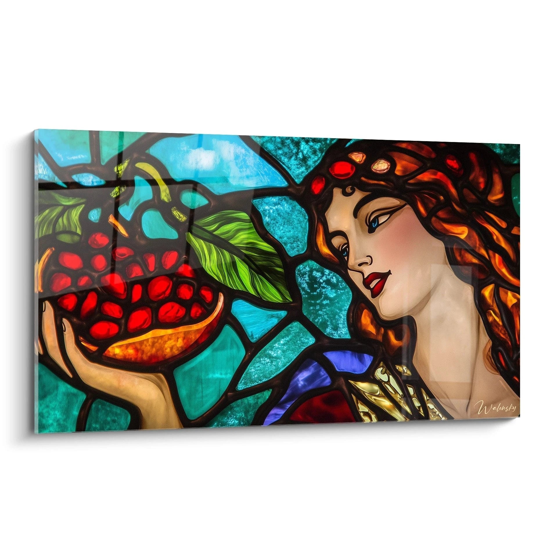 Un tableau vitraux représentant une femme aux cheveux auburn tenant une grenade rouge, composé de segments colorés turquoise, rouge et vert encadrés de lignes noires, dans un style Art Nouveau lumineux.
