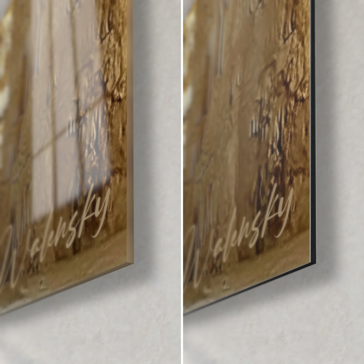 Gemälde Höhle in Ultramarinblau und Gold, untere rechte Ecke: glänzendes Acrylglas links, matter Alu-Dibond rechts, 3 mm Kante