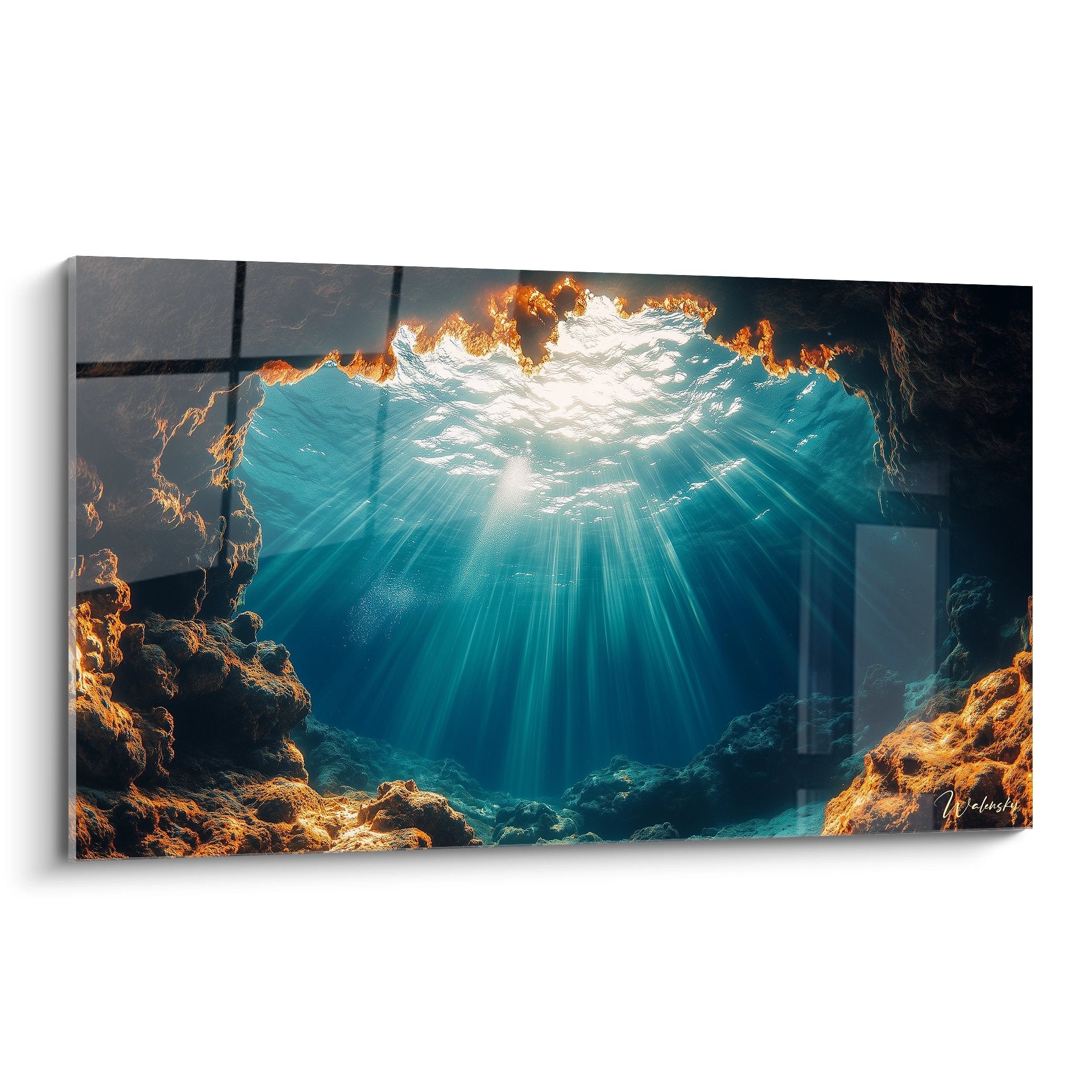 Tableau mural grotte sous-marine avec rayons de soleil dorés perçant eaux turquoise, art fonds marins