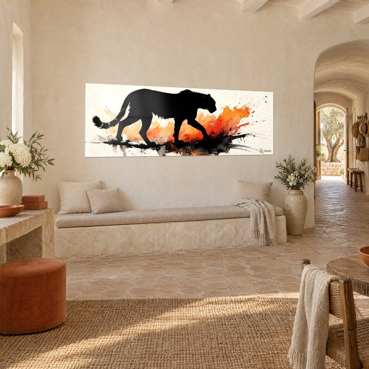 Tableau guépard en ombre chinoise, queue annelée de blanc, nuage d'aquarelle orange et rouge, banquette de pierre d'un mas