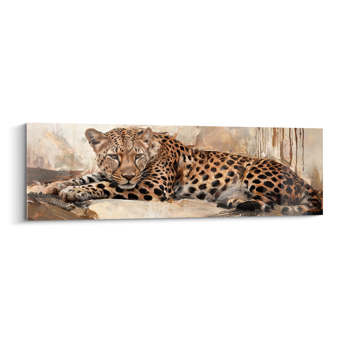 Guépard couché de profil, robe tachetée fauve et beige, fond texturé brun et crème abstrait