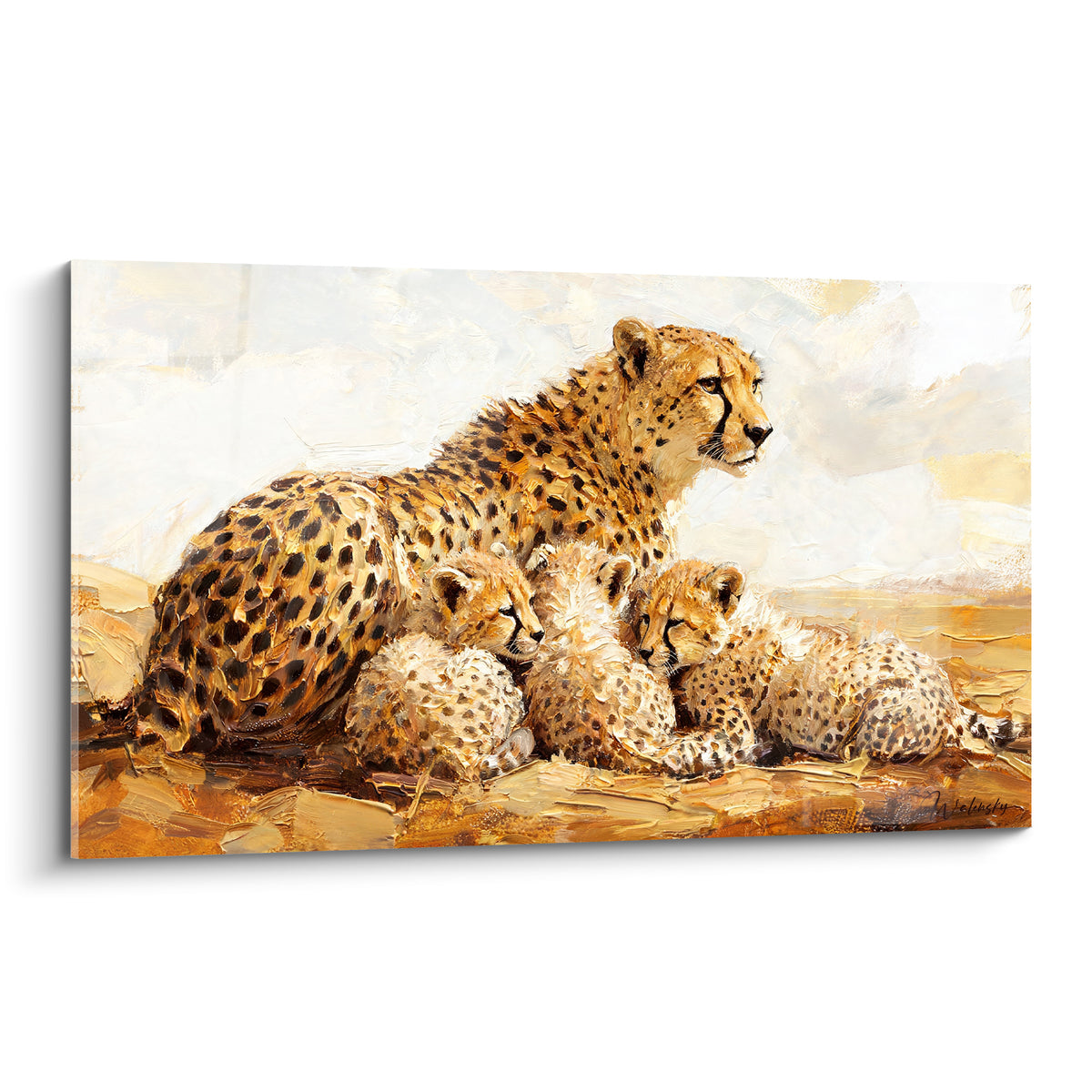 Guépard fauve et ocre allongé veille sur trois petits endormis contre un fond blanc texturé