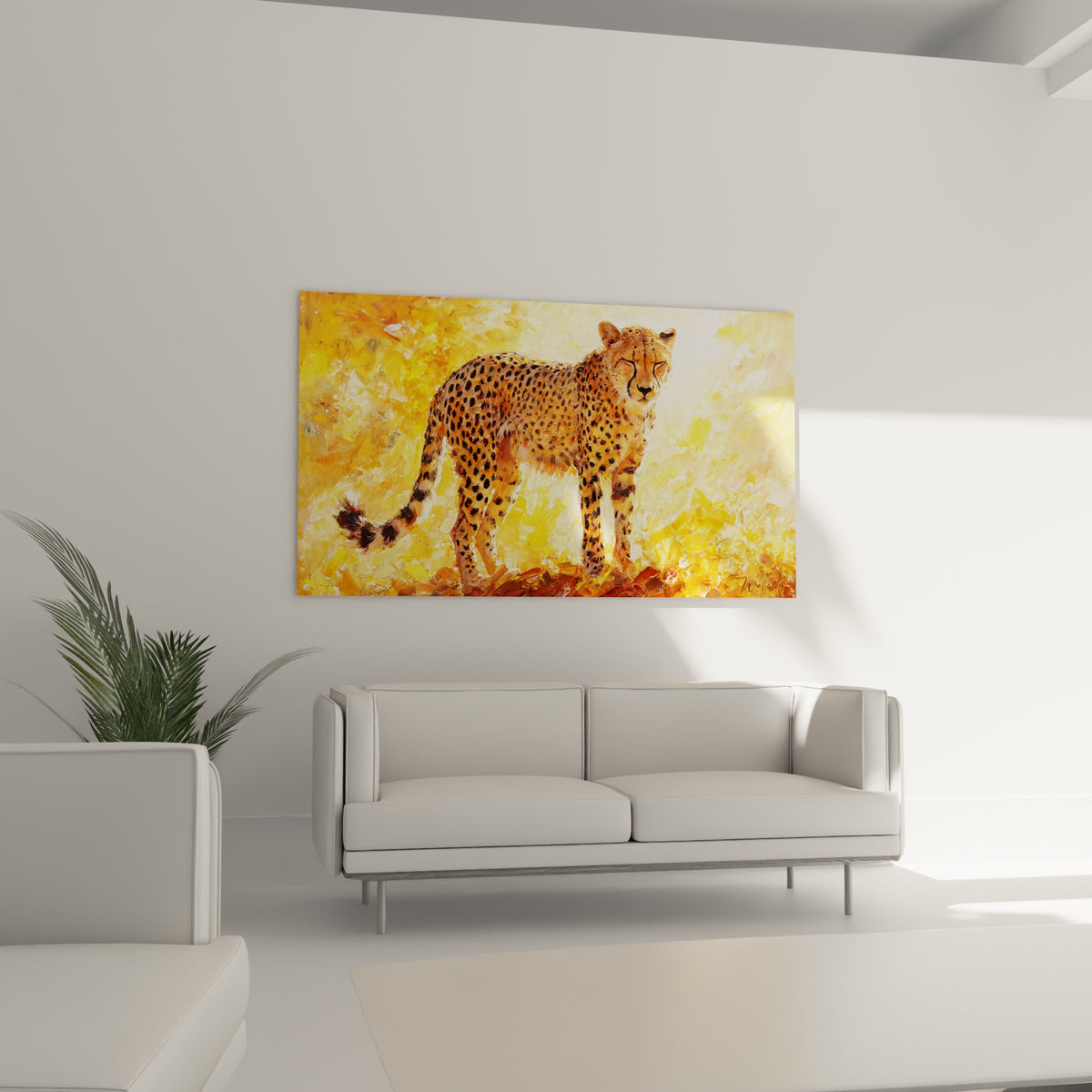 Silhouette du guépard ocre et blanc en pleine savane, au-dessus d'un canapé dans un salon lumineux
