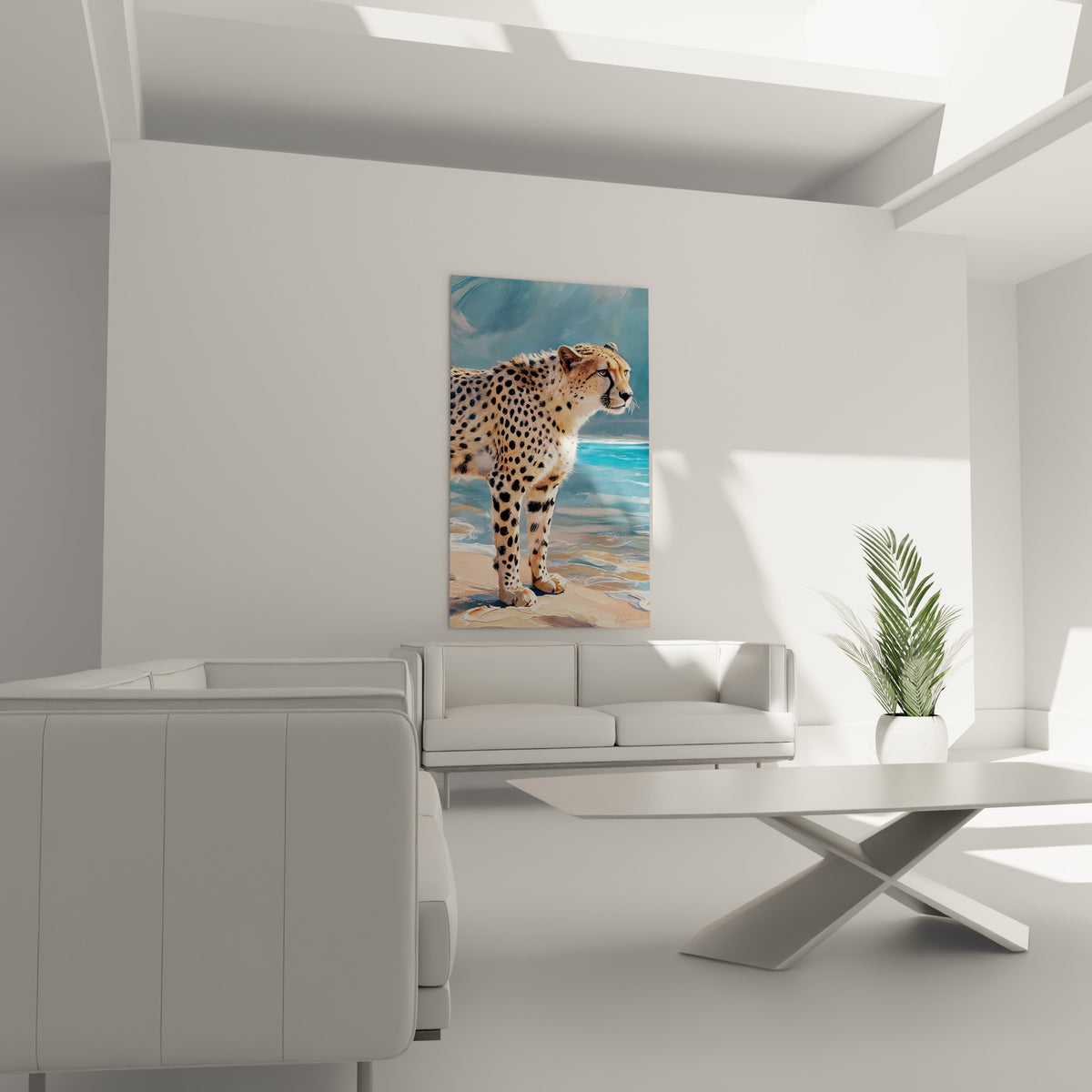 Fauve tacheté noir et sable face à l'océan bleu pastel, au-dessus d'un canapé dans un salon lumineux