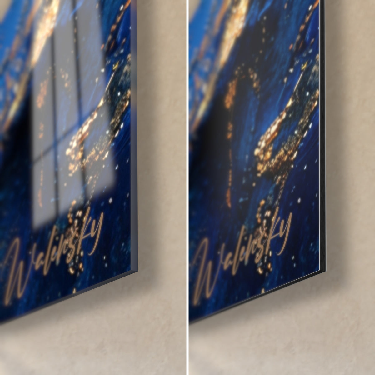 Tableau fauve doré aux taches noires, coin bas droit : verre acrylique brillant et reflets à gauche, Dibond mat à droite, tranche de 3 mm