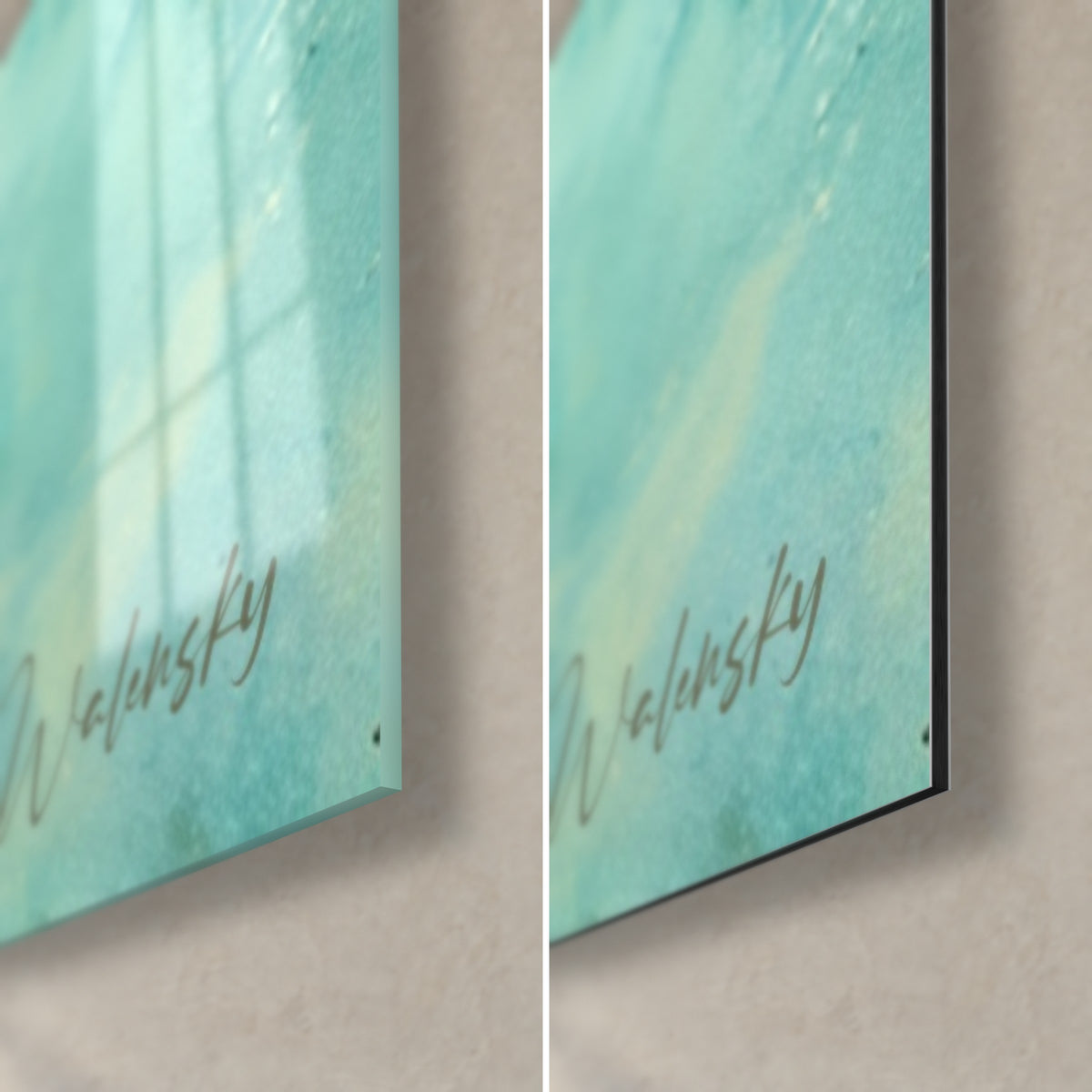 Cuadro de un guepardo en turquesa y dorado, esquina inferior derecha: cristal acrílico brillante con reflejos, aluminio Dibond negro mate, canto de 3 mm y firma