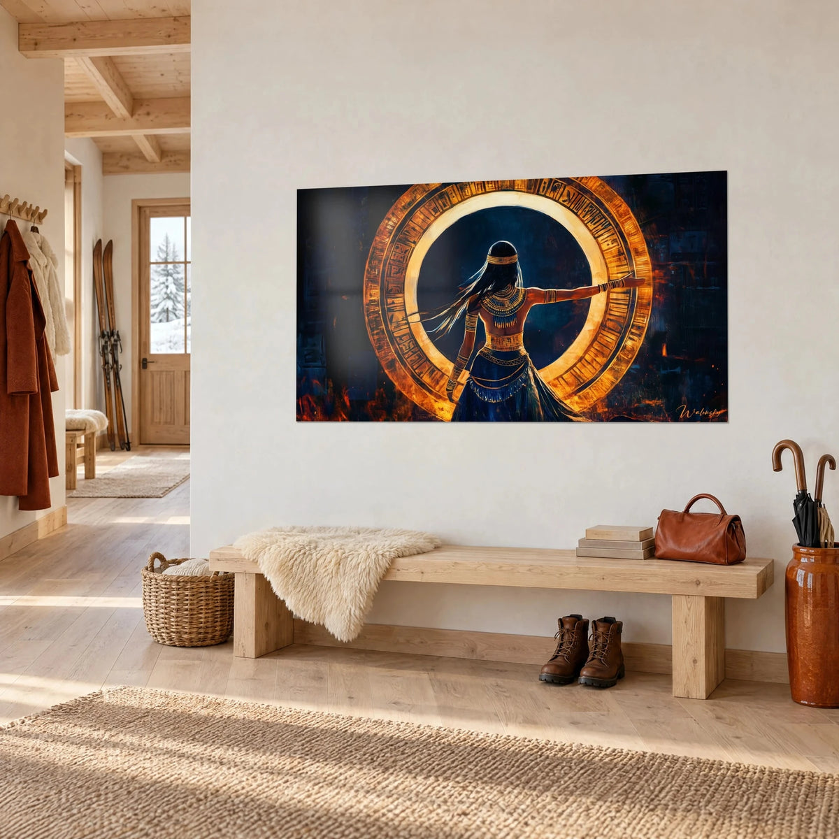 Quadro di una guerriera faraonica dai capelli neri, collana dorata e gonna blu navy, di fronte a un disco ambrato, in vista di tre quarti in uno chalet