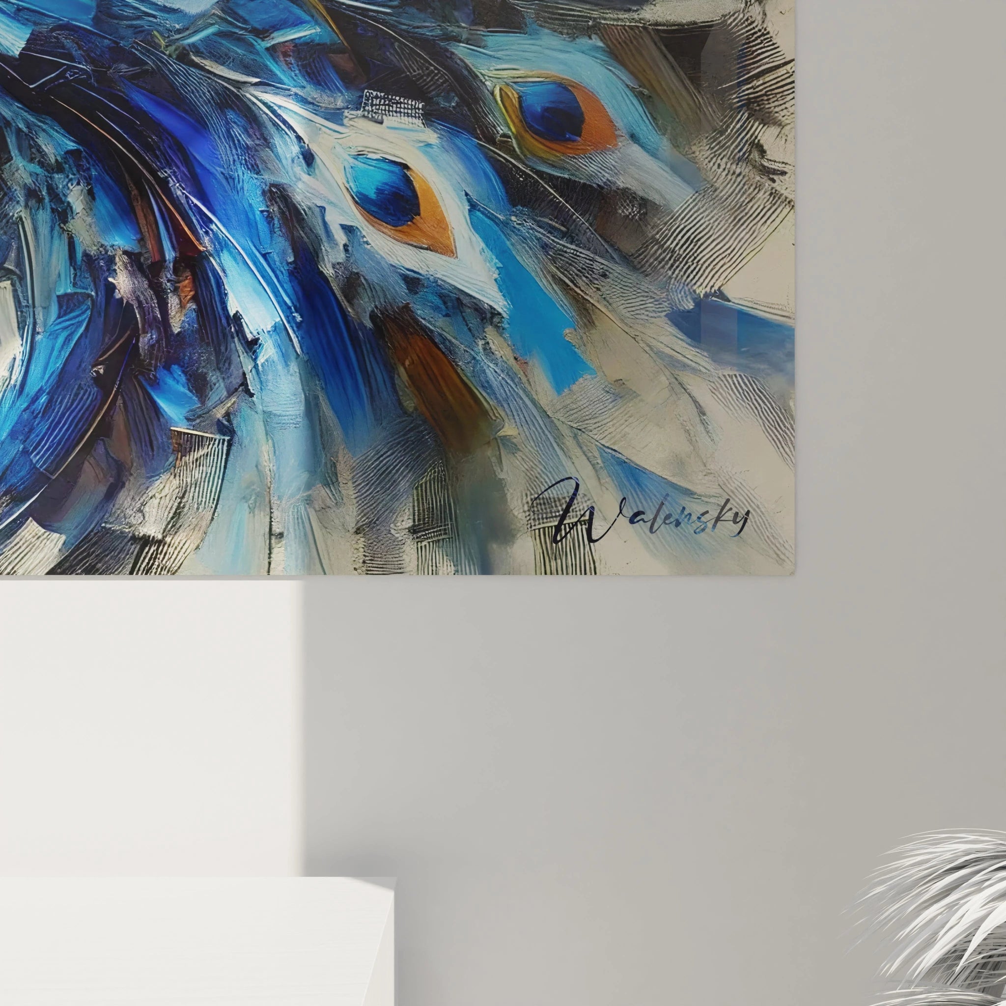Admirez de près les détails minutieux de ce tableau paon, chaque plume peinte avec précision. Les textures et couleurs vives offrent une expérience visuelle unique pour enrichir votre espace intérieur.