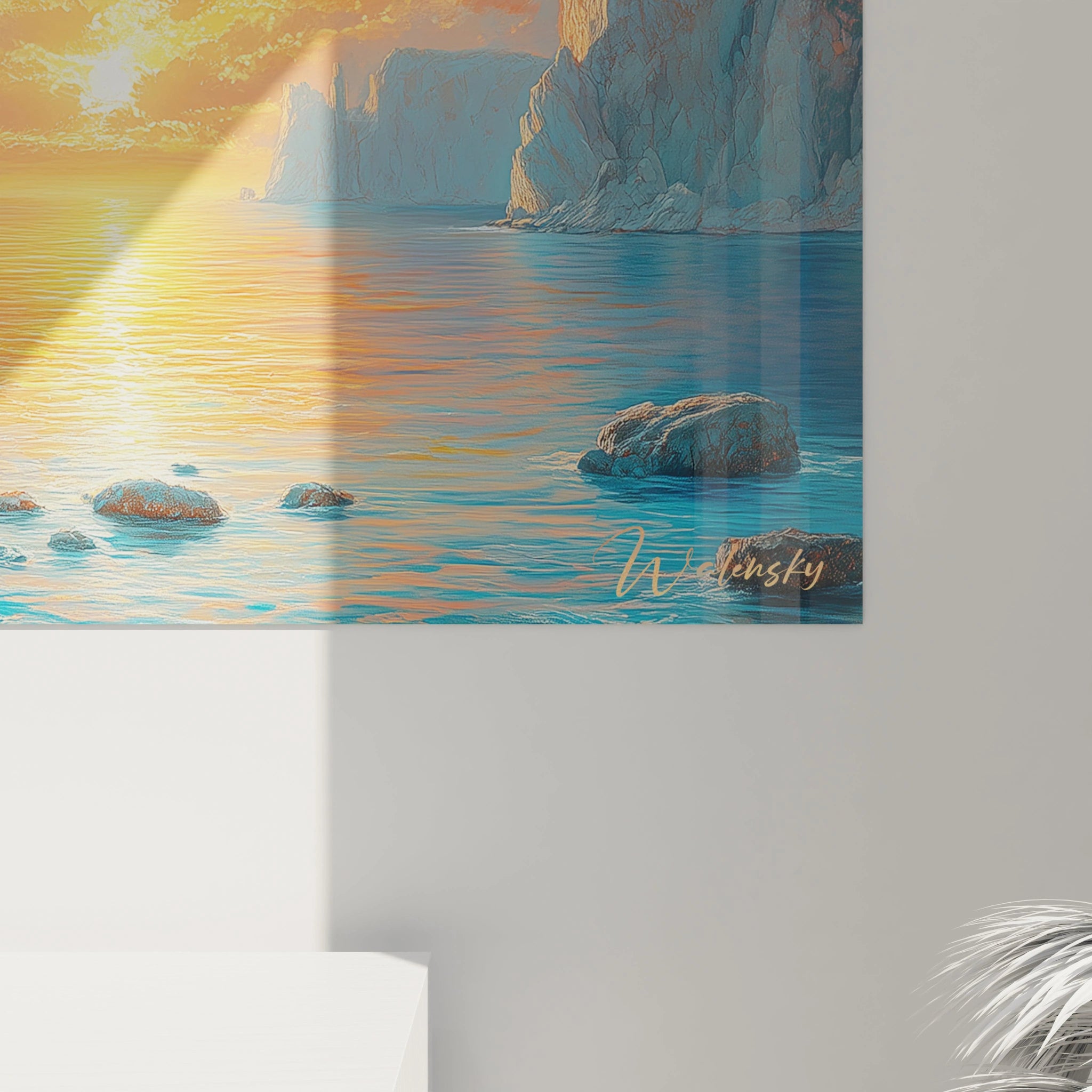 Tableau ruines antiques présentant architecture classique, six colonnes monumentales érodées, panorama maritime au crépuscule, palette orange, bleu, beige, jeu d'ombres et lumières sur rochers escarpés.
