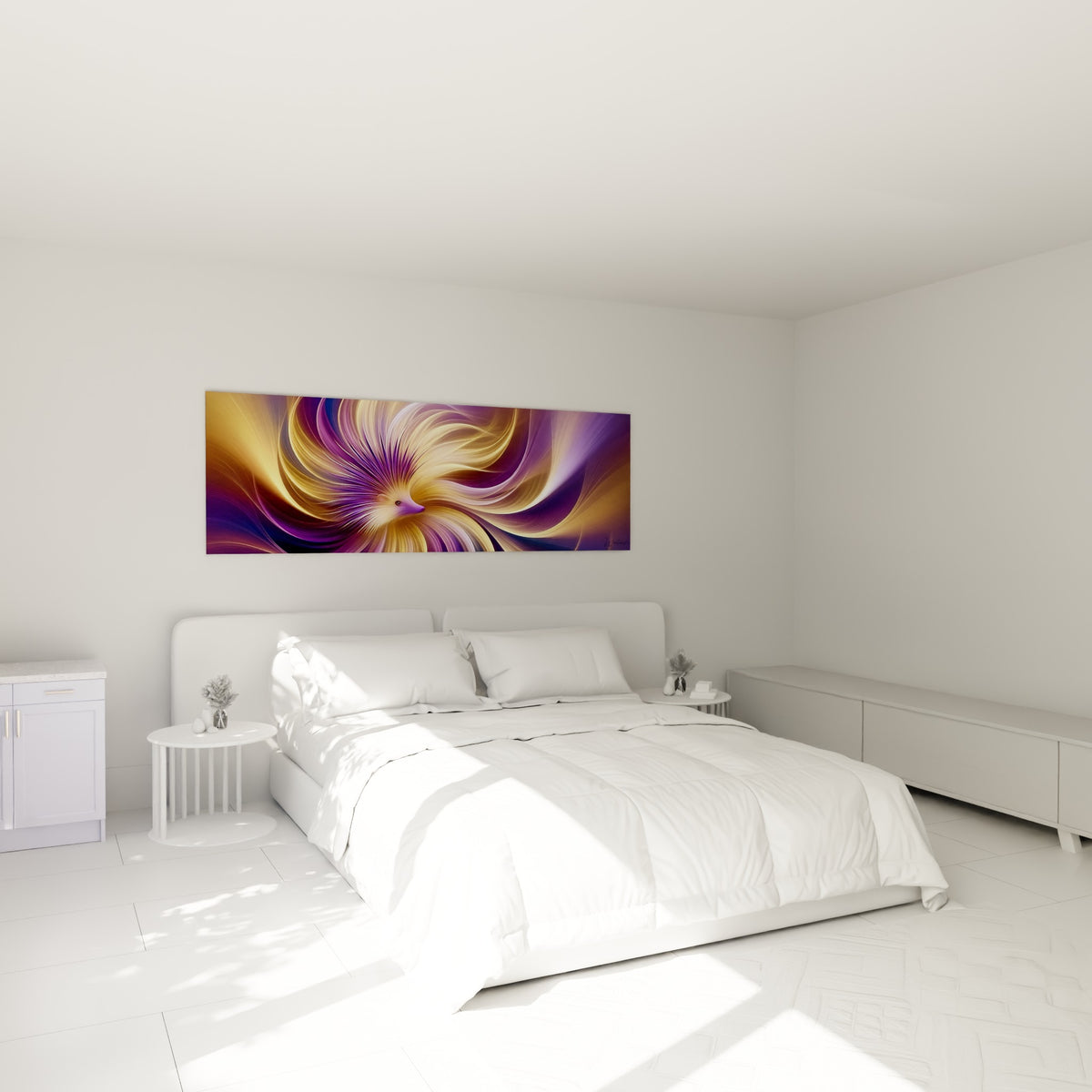 Piquants dorés et fibres violettes en spirale du Hérisson, accroché au-dessus d'un lit dans une chambre claire
