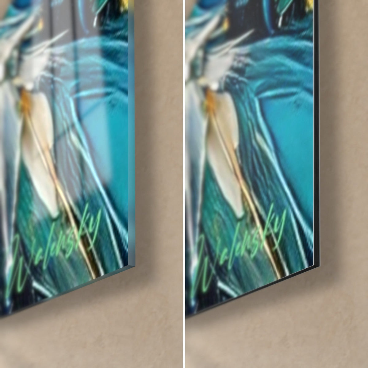 Gemälde Reiher in türkisen und weißen Federn, untere rechte Ecke, glänzendes Acrylglas links, mattschwarzes Dibond rechts