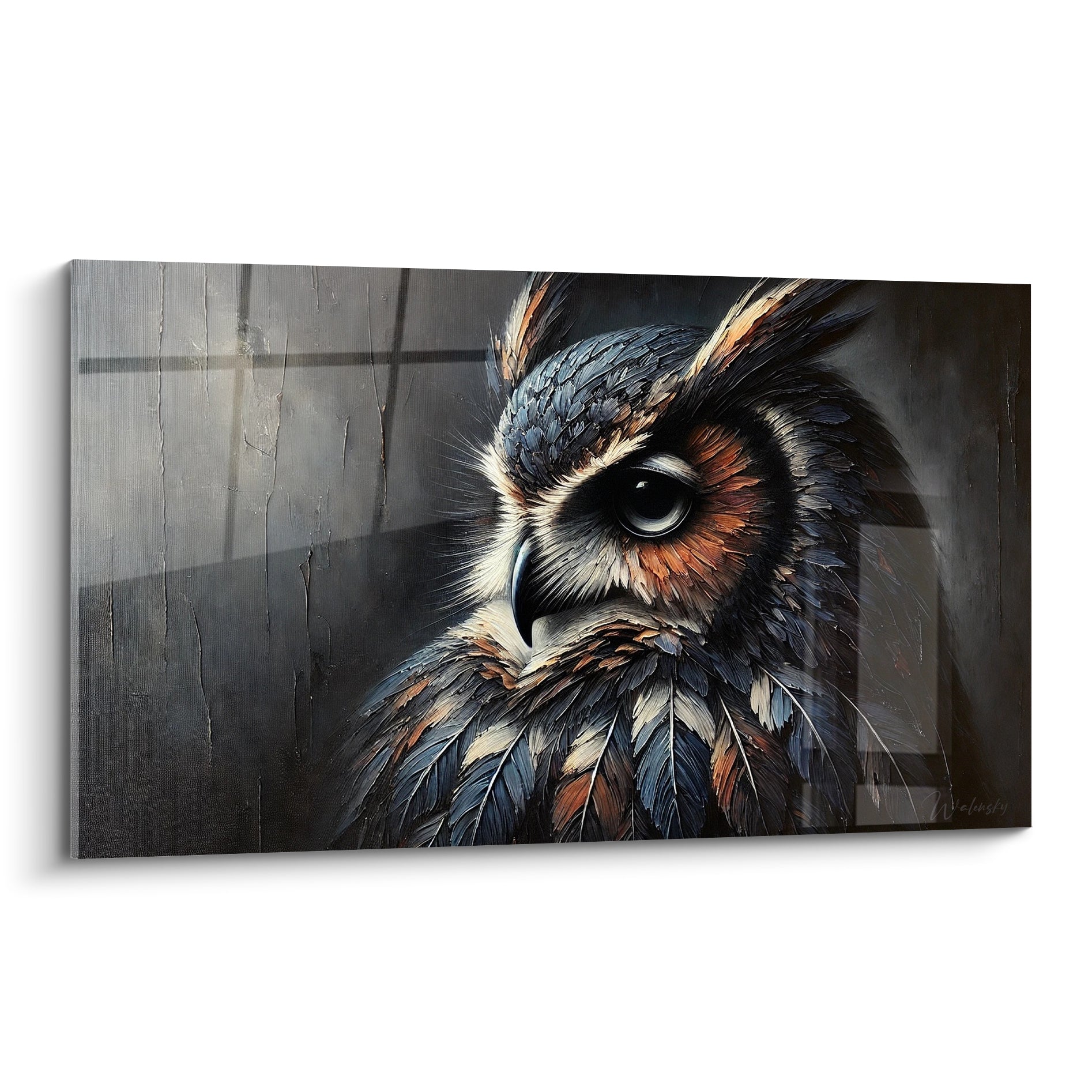 Hibou anthracite au regard perçant, plumage roux et ivoire texturé façon empâtement