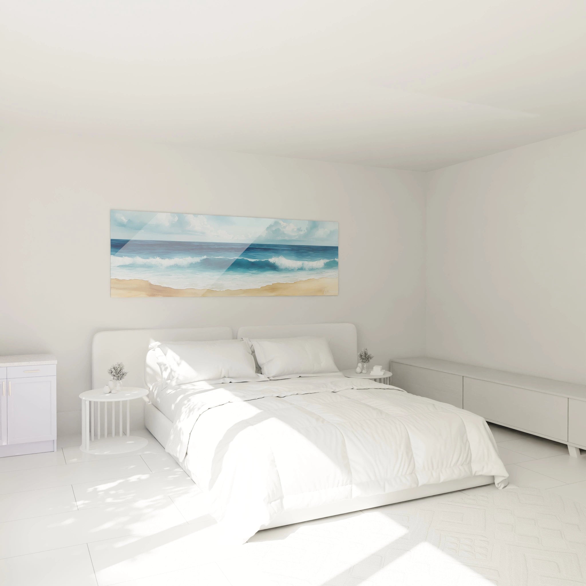 Un tableau plage panoramique montrant l'horizon marin où ciel azuré et océan se rencontrent, avec écume blanche détaillée sur rivage sablonneux, offrant une perspective étendue aux nuances dégradées de bleu et textures réalistes.

