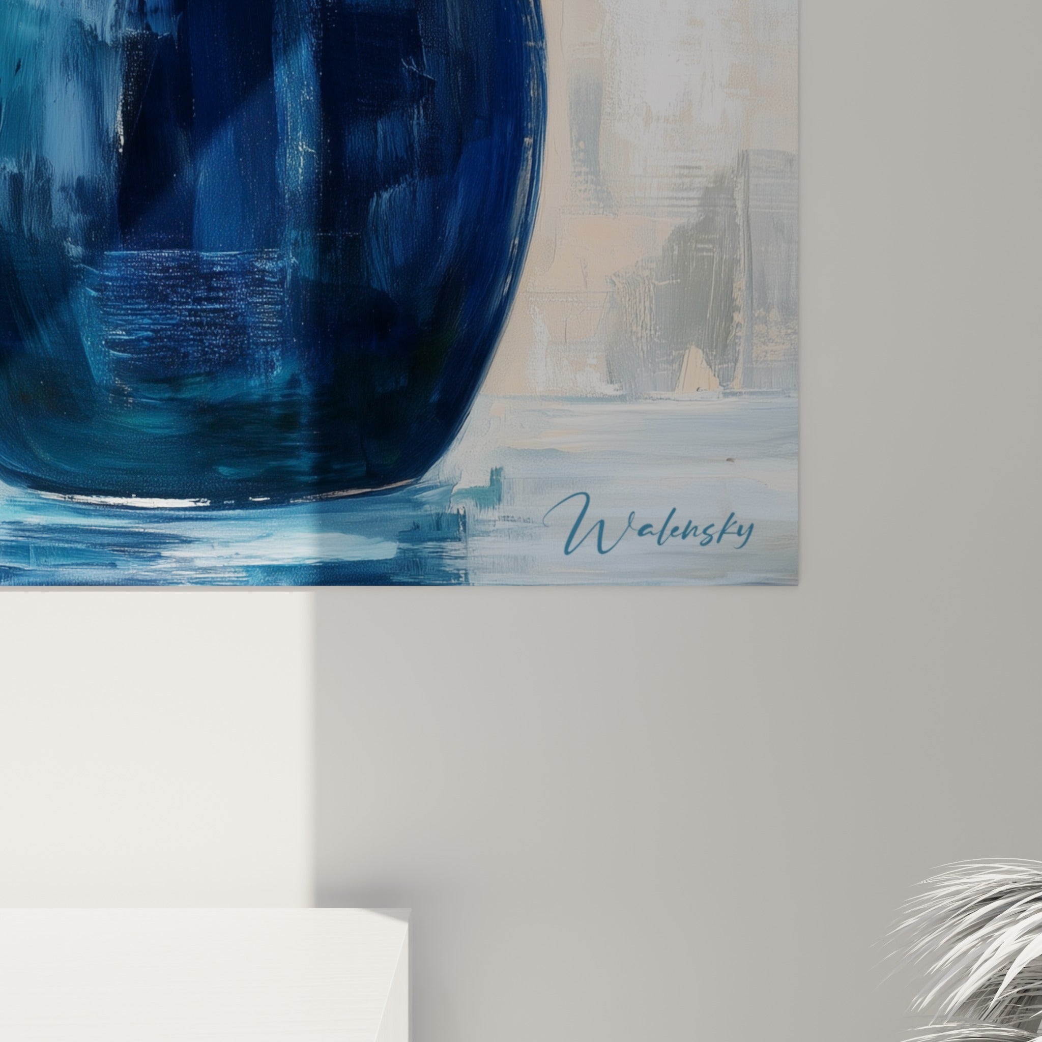 Empâtements bleu marine et blancs des hortensias, grain de peinture et reflets sur le vase