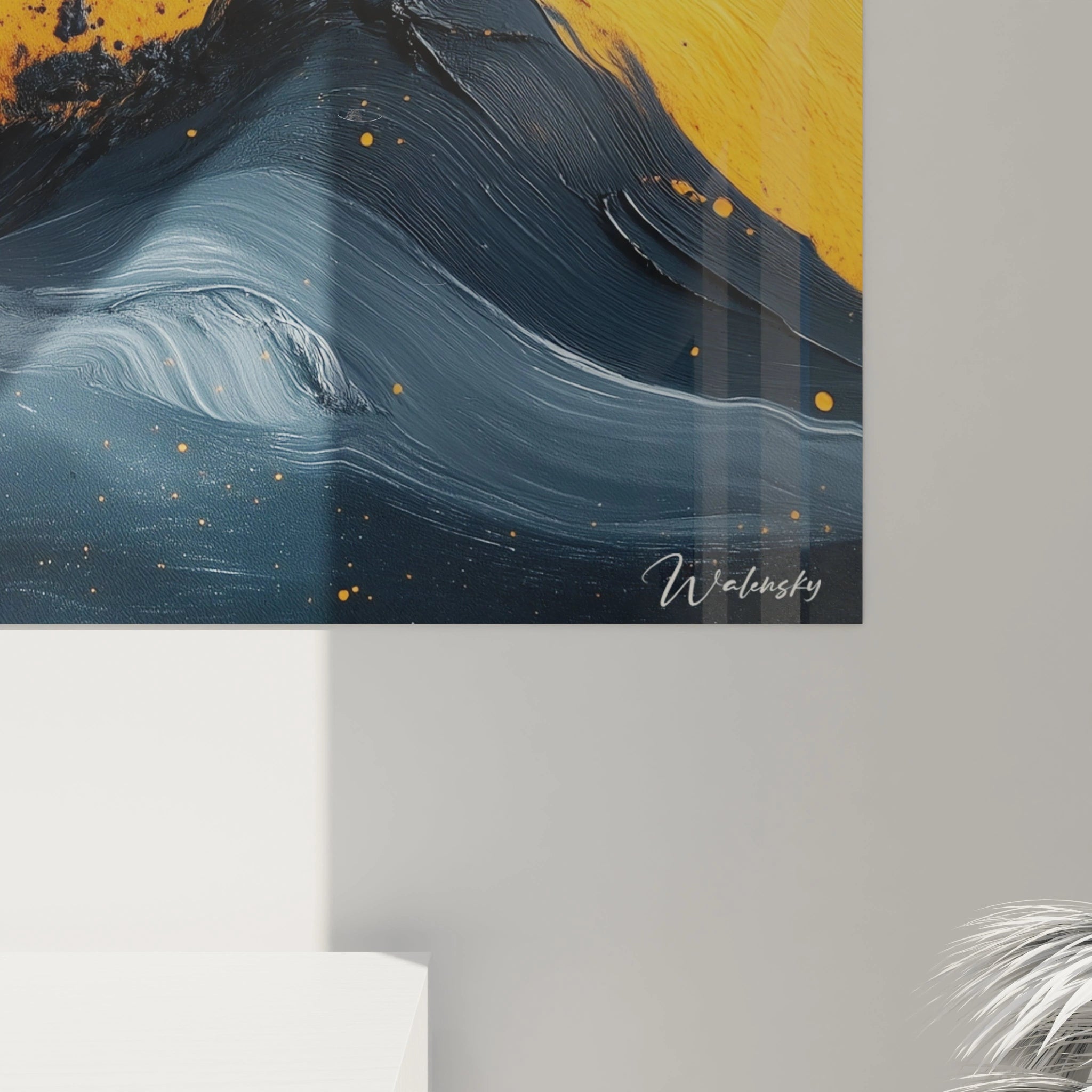 Tableau moderne abstrait de Walensky avec des vagues bleues et des touches jaunes.