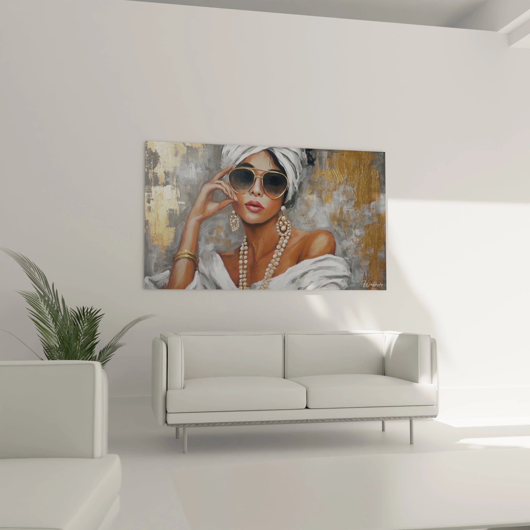 Tableau mural femme élégante blanc or avec lunettes de soleil et bijoux dans un cadre moderne