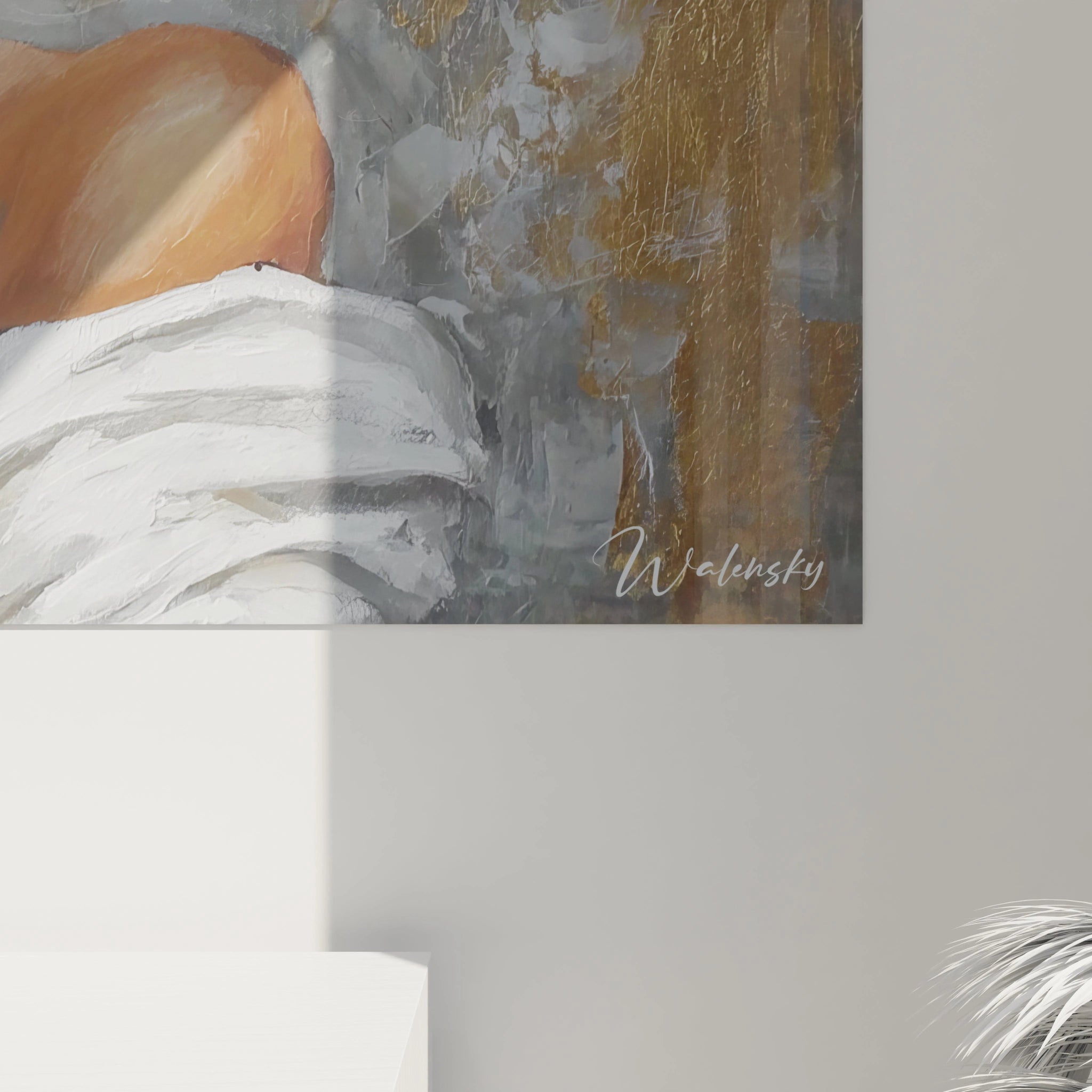 Tableau femme élégante blanc or de Walensky, belle œuvre d'art moderne pour décoration intérieure
