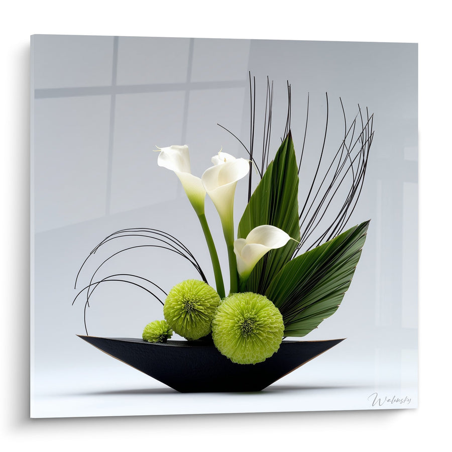 Tableau composition florale moderne aux callas blancs et chrysanthèmes verts - Harmonie végétale - Edition Ikebana