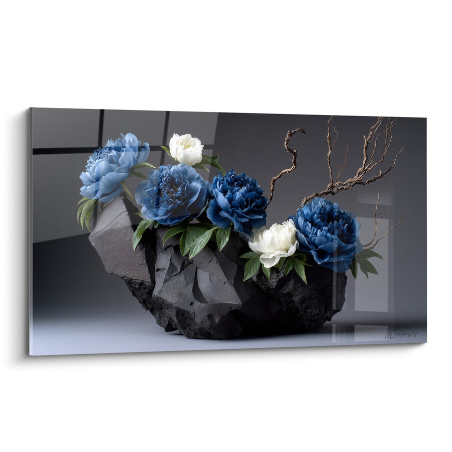 Bloem Compositie Blauw en Wit op Vulkanisch Rots - Minerale Harmonie - Ikebana Editie