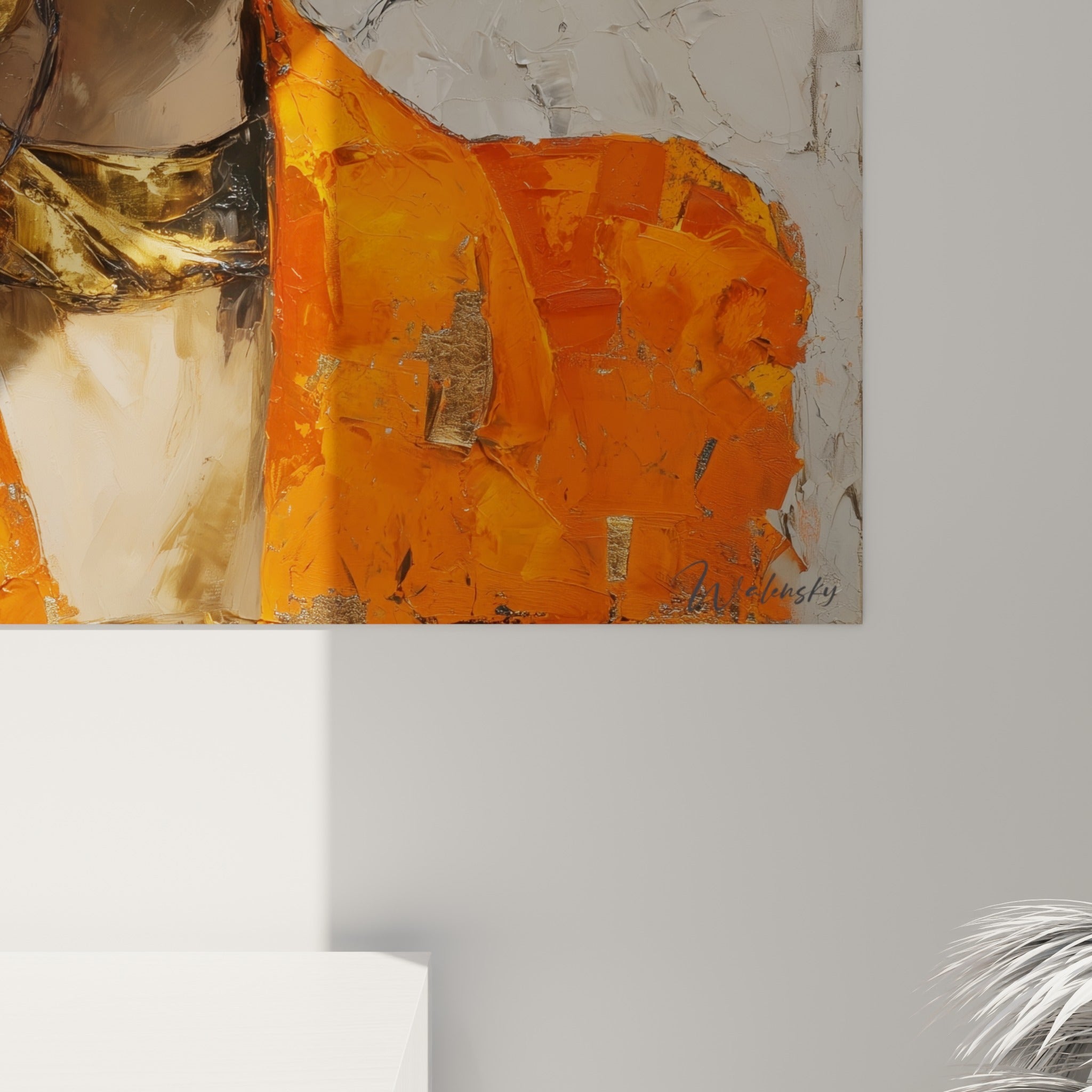 Empâtements dorés et orange se mêlant au grain de la toile, reliefs visibles du couteau à peindre