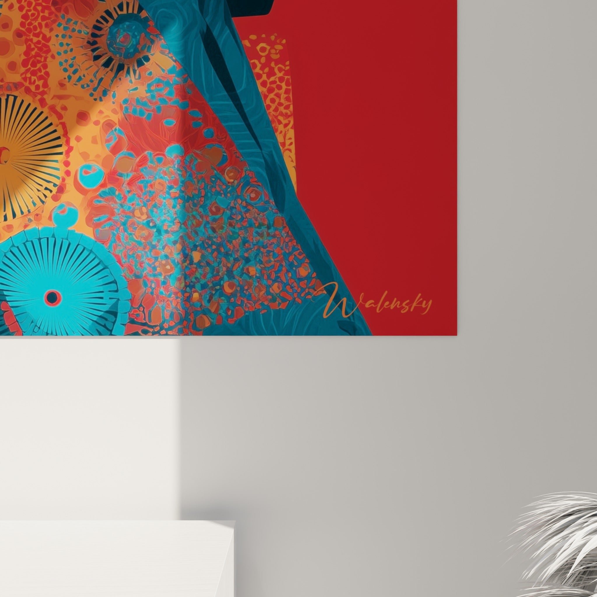 Détail des motifs circulaires ocre et bleu pétrole du kimono, grain et éclat de l'impression visibles de près
