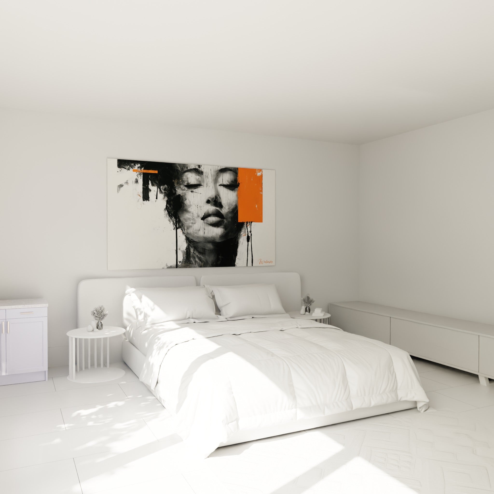 Portrait gravé noir et blanc traversé d'orange vif, accroché au-dessus d'un lit dans une chambre claire