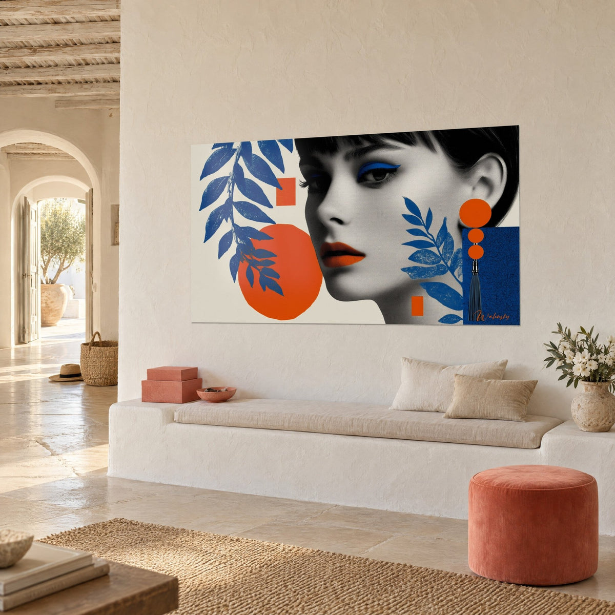 Quadro ritratto grafico con palpebre blu elettrico, disco arancione e rami indaco, panca bianca di tre quarti