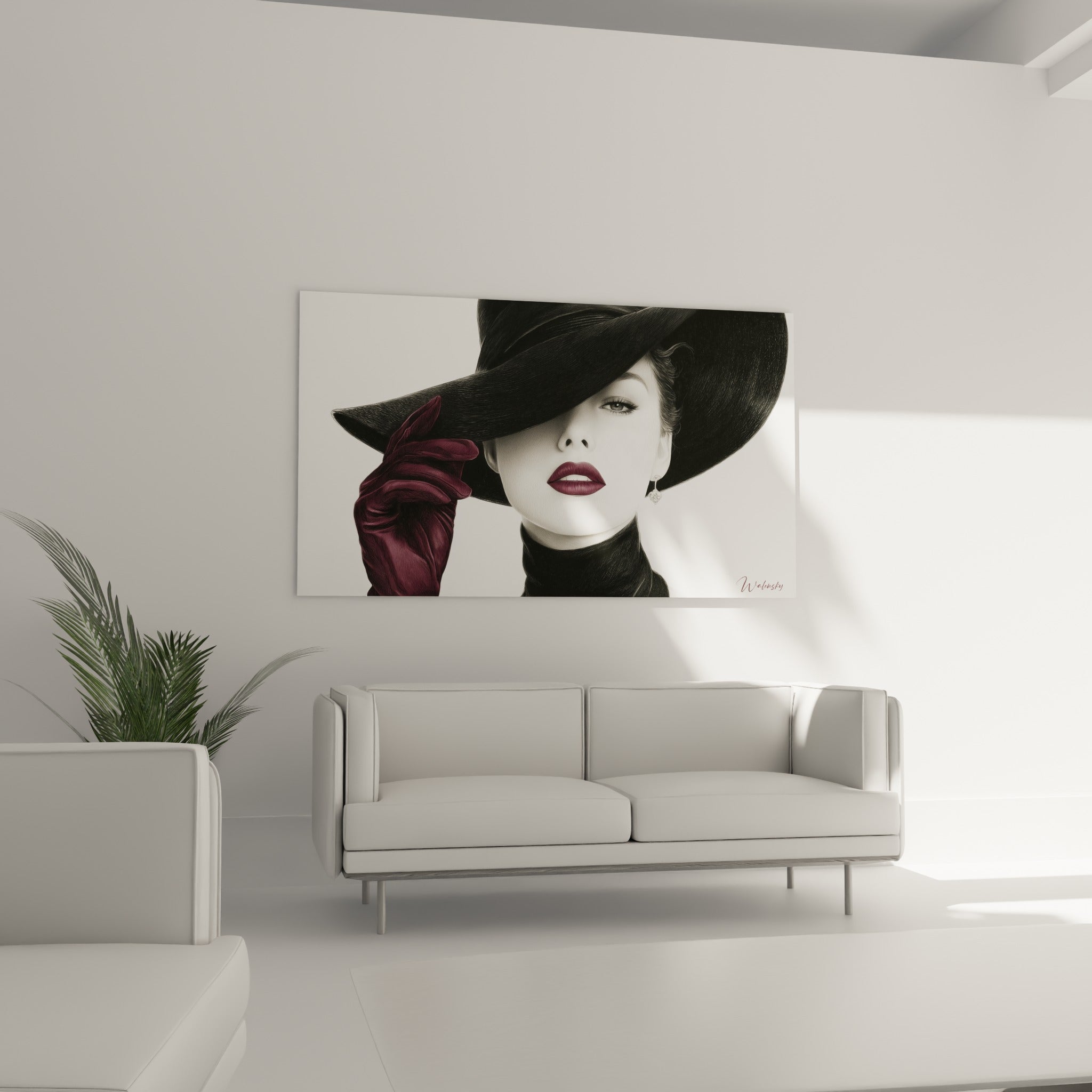 Visage voilé sous chapeau noir aux touches bordeaux, accroché au-dessus d'un canapé dans un salon lumineux