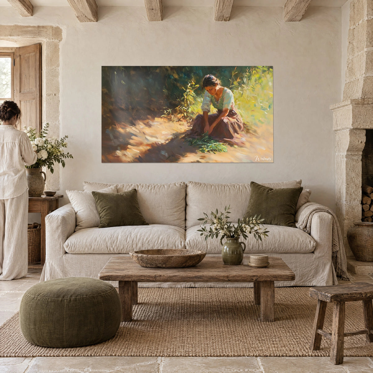 Gemälde einer knienden Bäuerin beim Sortieren grüner Blätter, helle Bluse und brauner Rock, über einem Sofa in einem hellen Wohnzimmer