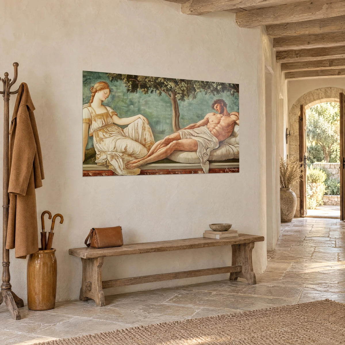 Tableau dieu de la guerre assoupi sur un coussin ivoire, jeune femme robe crème et or, en vue de trois-quarts, hall en pierre