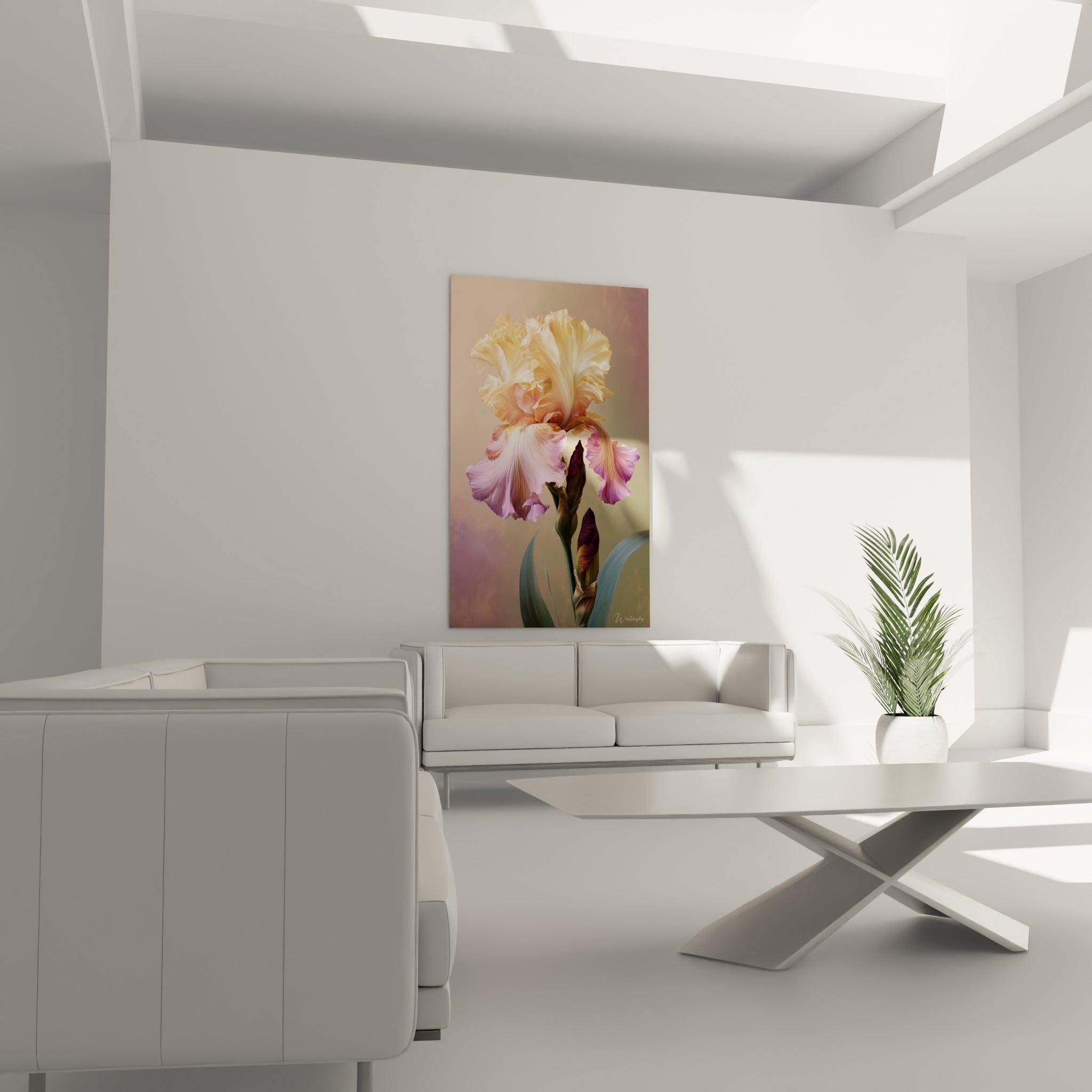 Pétales d'iris crème et pourpre finement veinés, au-dessus d'un canapé dans un salon lumineux