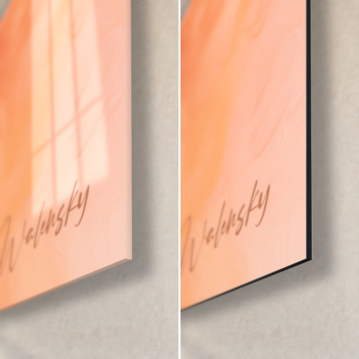 Wall art iris petals in peach and orange, bottom right corner: glossy acrylic glass on the left, matte Dibond aluminum on the right, 3 mm edge