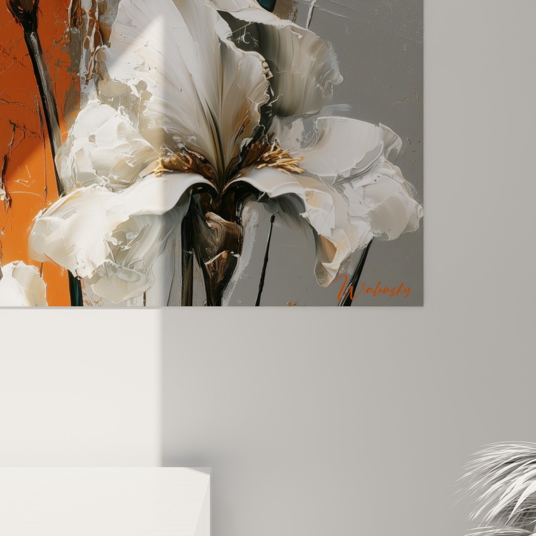 Détail des empâtements blancs et touches dorées d'un pétale d'iris peint en gros plan