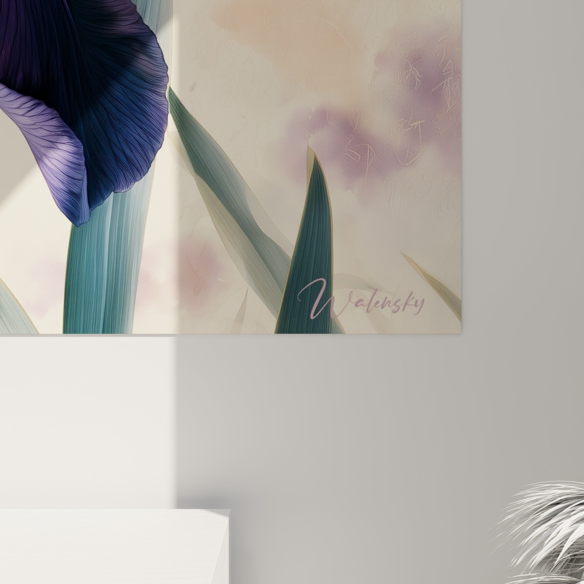Grain de la toile révélant les nuances violettes et dorées des pétales d'iris en gros plan.
