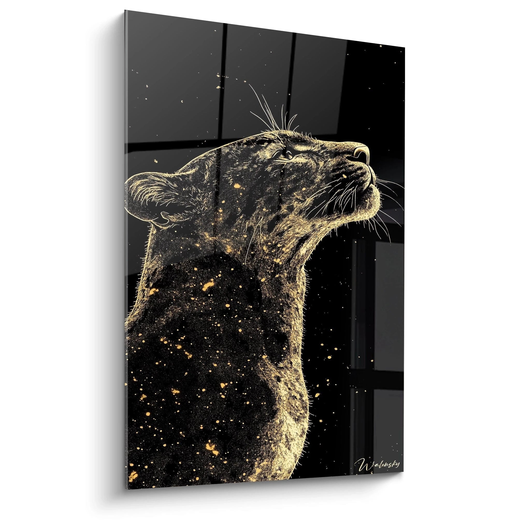 Un tableau jaguar représentant un profil de félin doré sur fond noir profond, parsemé de particules lumineuses évoquant des étoiles. Les détails des vibrisses et du pelage texturé sont rendus avec précision, créant un contraste saisissant entre l'or et le noir.

