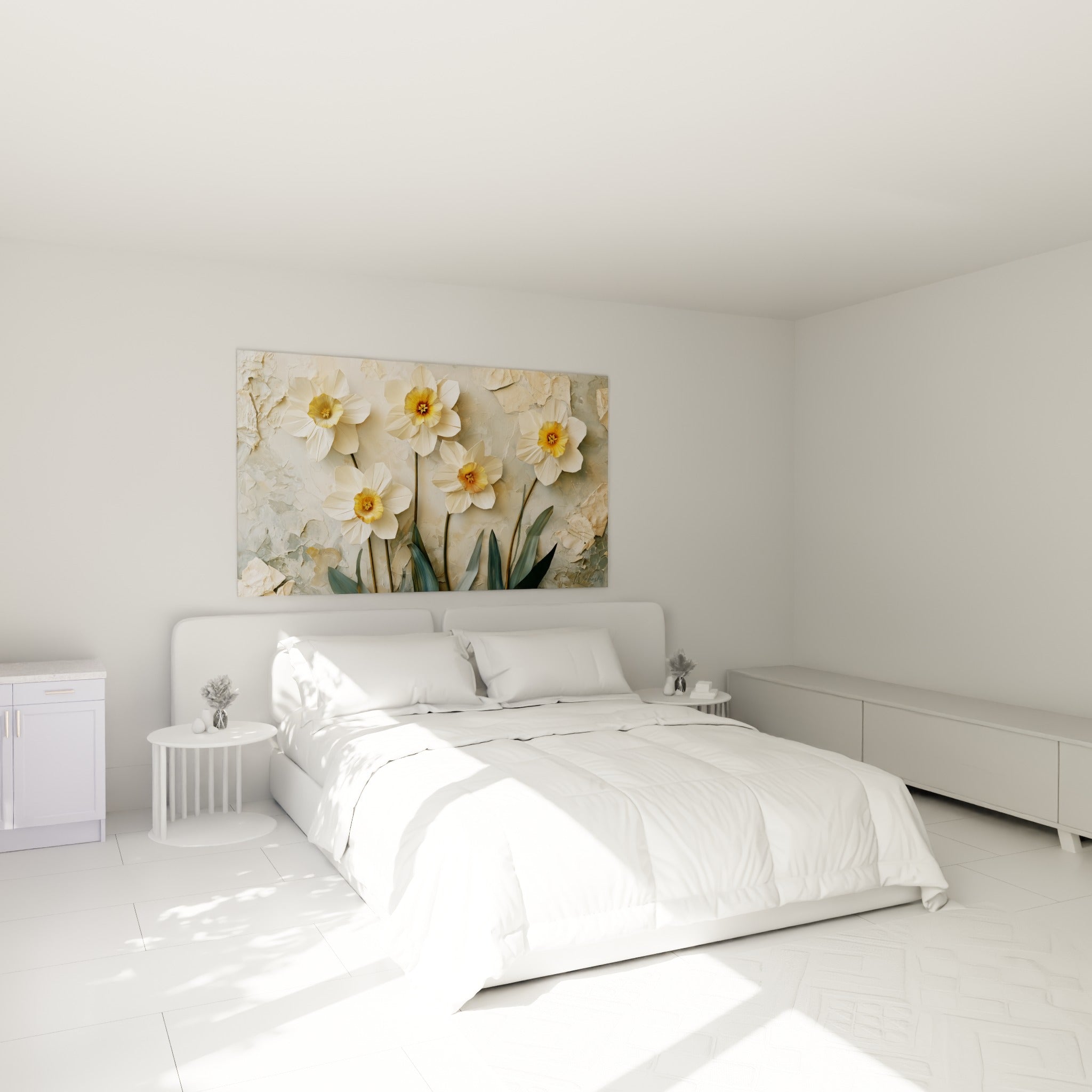 Fleurs de jonquille ivoire et dorées, feuilles vert sauge, au-dessus d'un lit dans une chambre claire